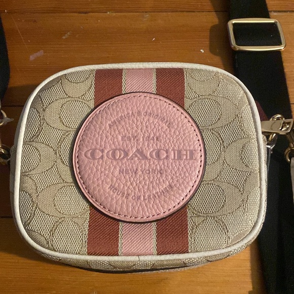 Coach Dempsey camera bag - Picture 2 of 7